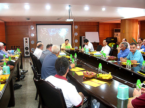 全球铝挤压联合会(AEC)北美代表团到我公司会见