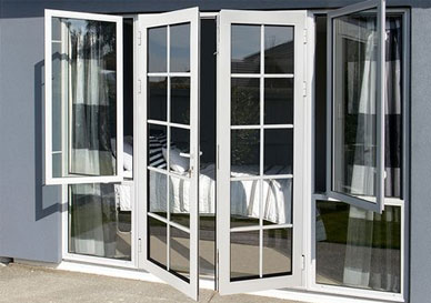 怎样判断断桥的铝门窗的低价陷阱？？？