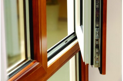 强烈的市场竞争情形下 铝合金门窗企业怎样向宿世长？？？